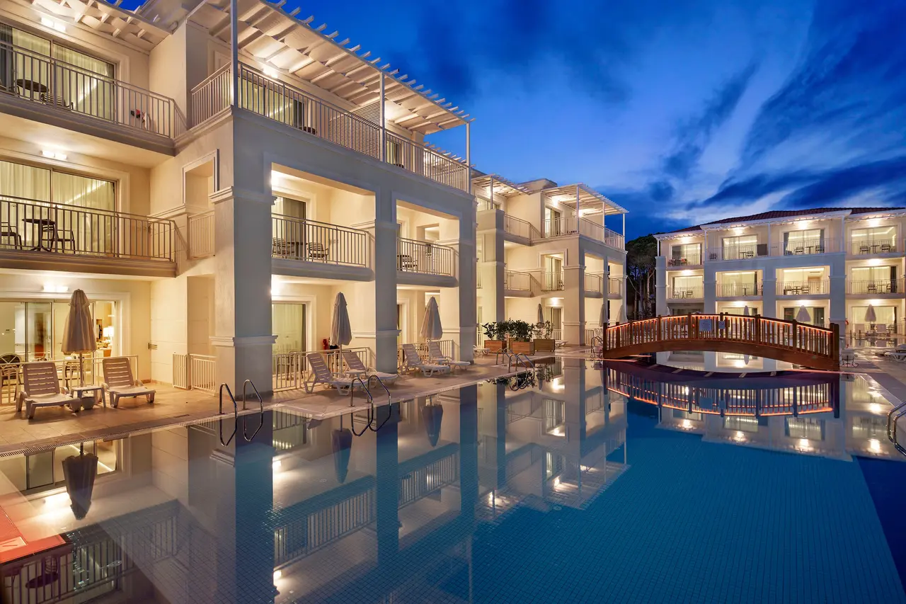 Bellis Deluxe Hotel