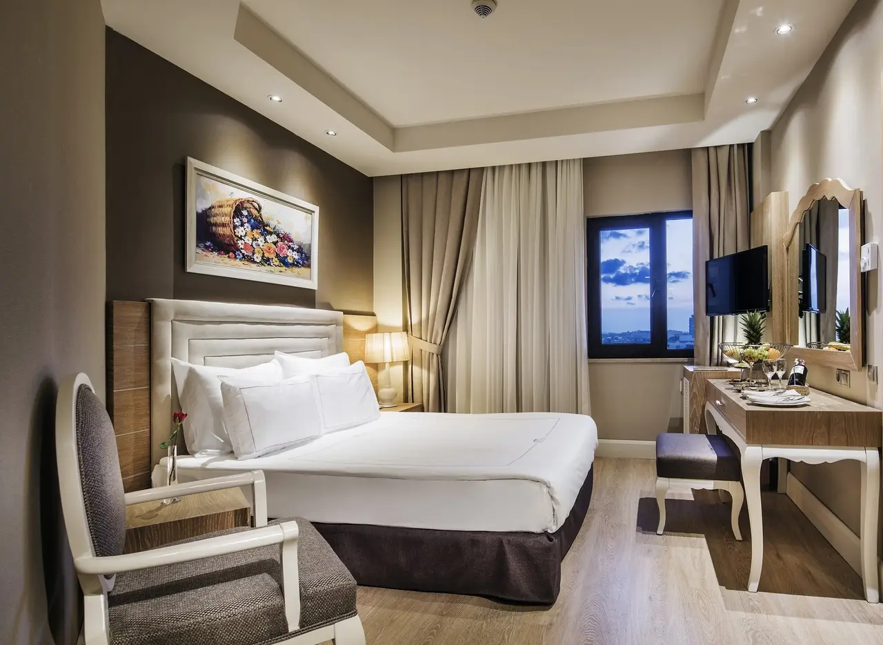 Bellis Deluxe Hotel