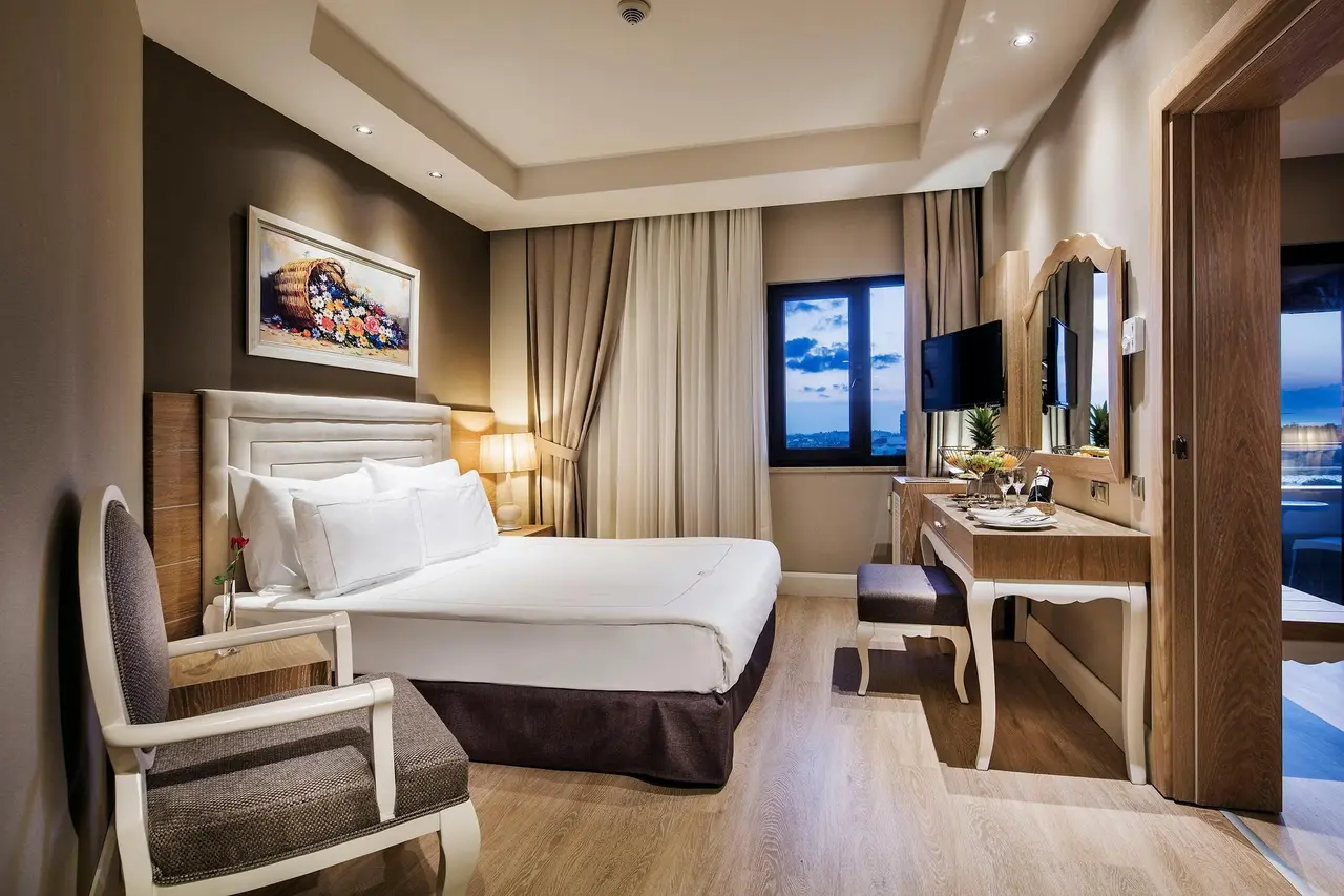 Bellis Deluxe Hotel