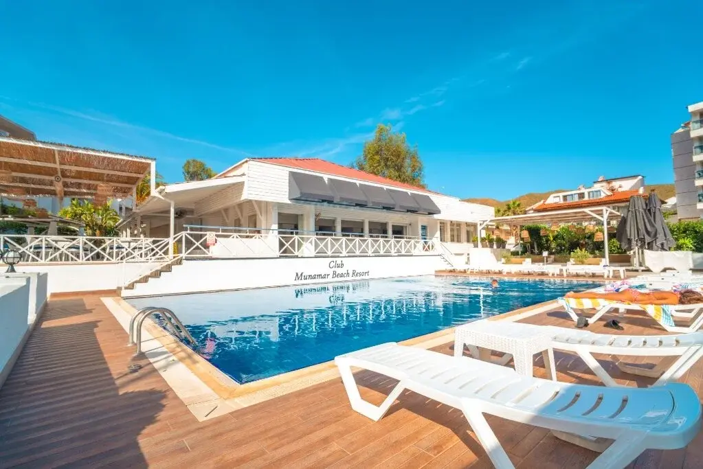 Club Munamar Beach Resort