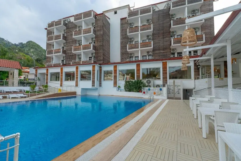 Club Munamar Beach Resort