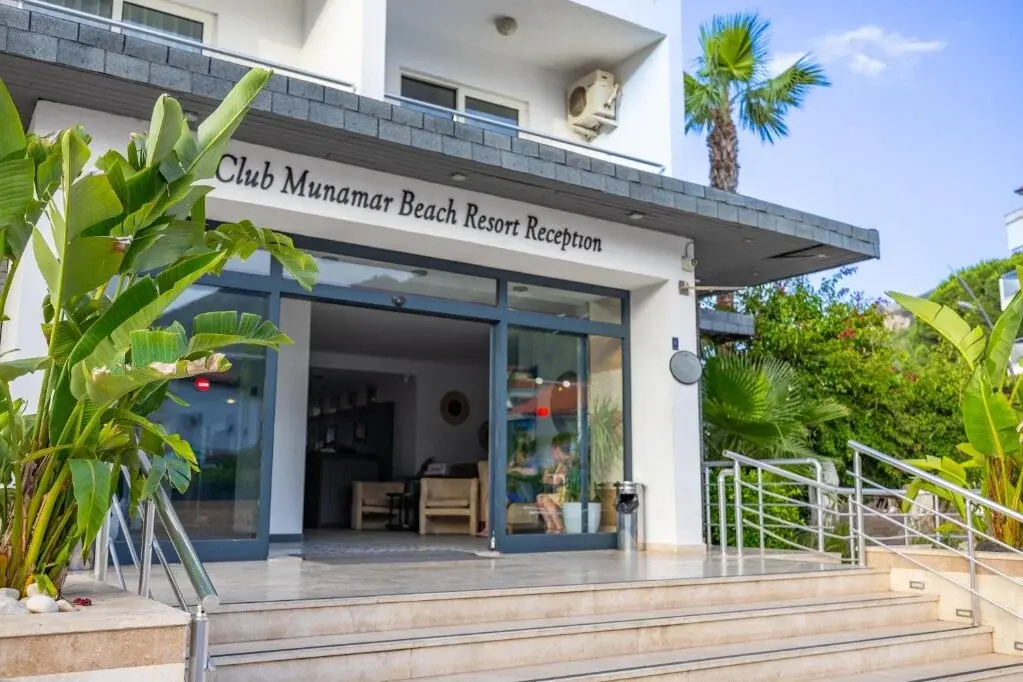Club Munamar Beach Resort