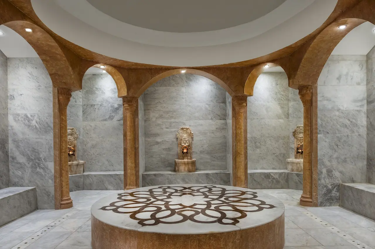 Spice Hotel & SPA