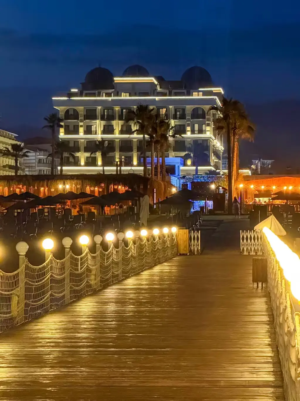 Serenity Queen Hotel
