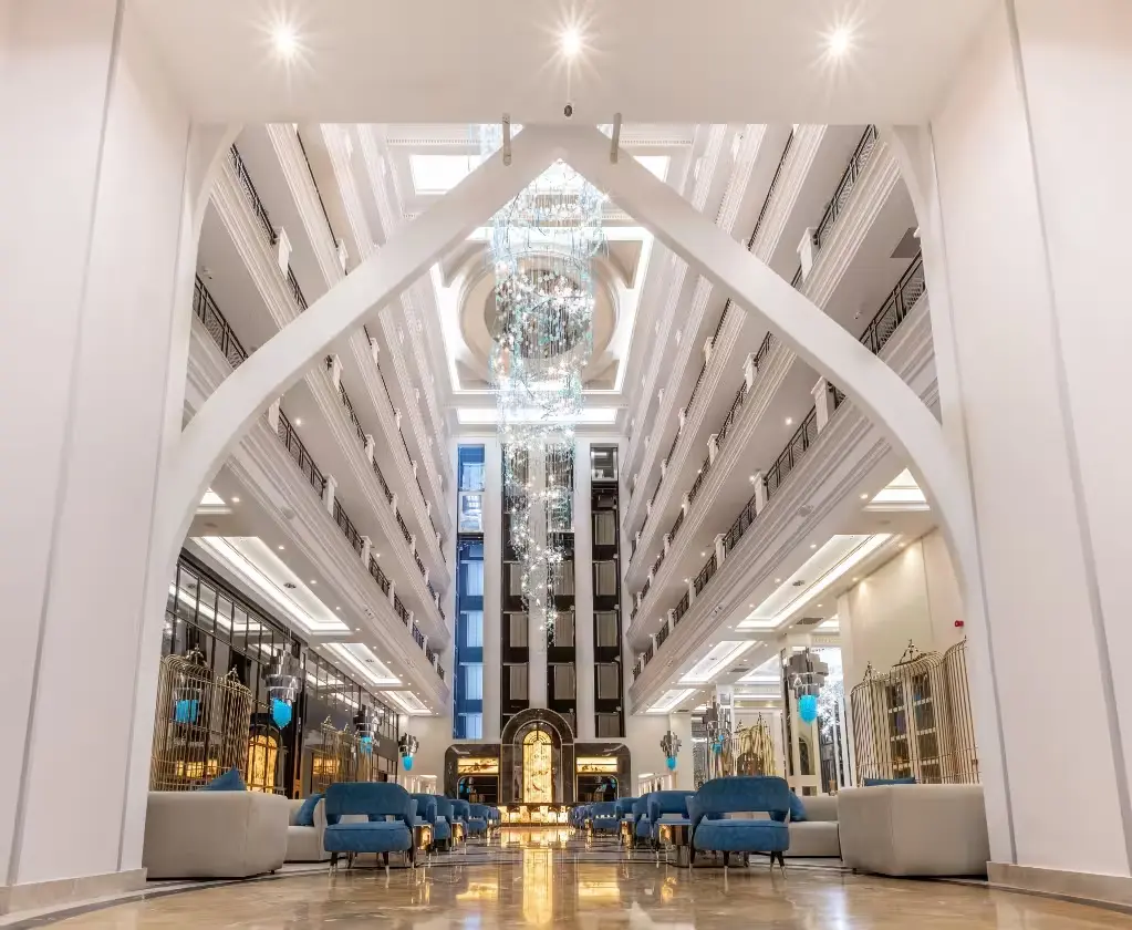 Serenity Queen Hotel