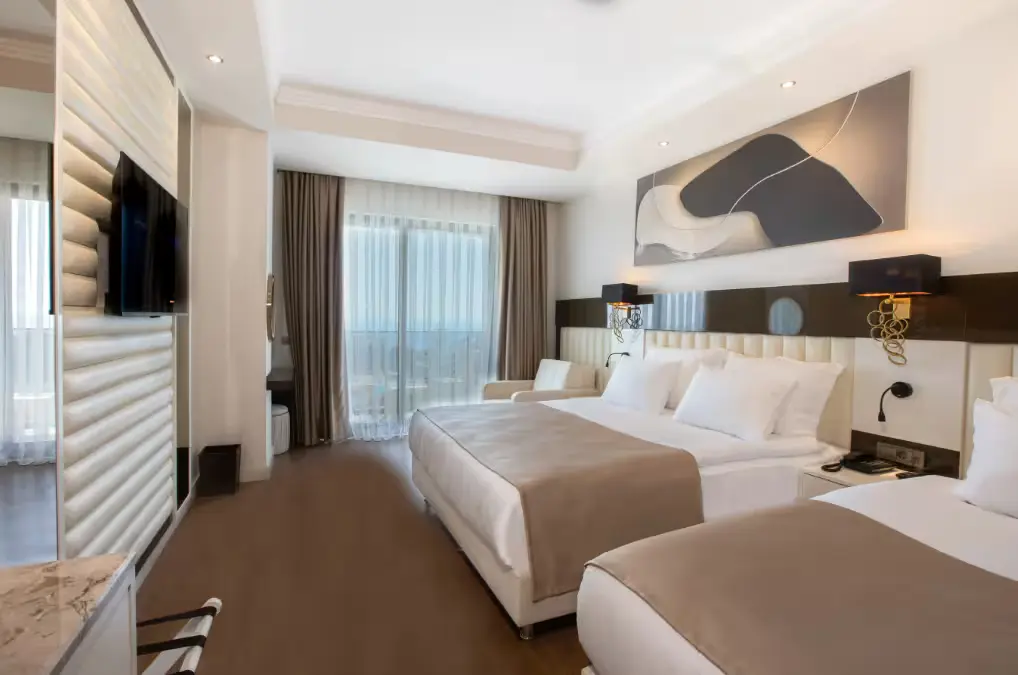 Serenity Queen Hotel