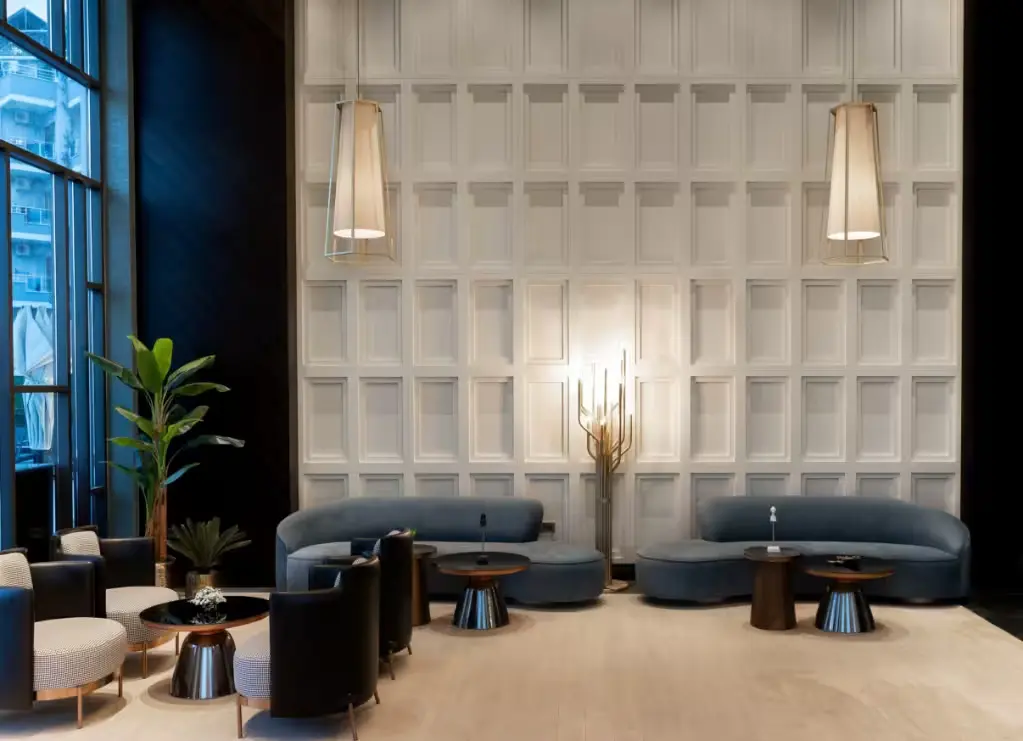 Serenity Queen Hotel