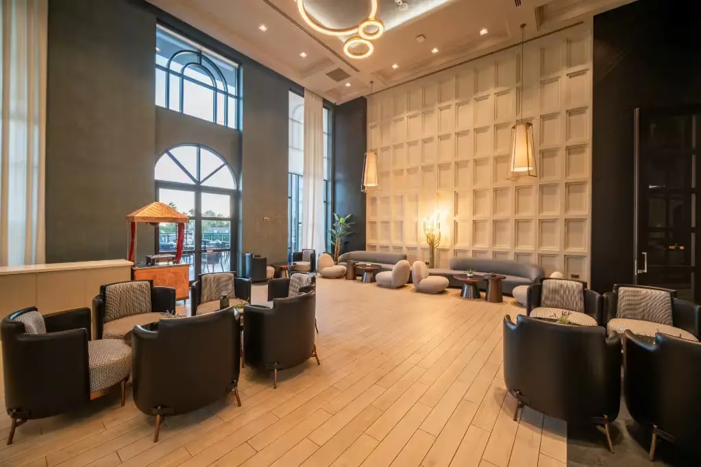 Serenity Queen Hotel