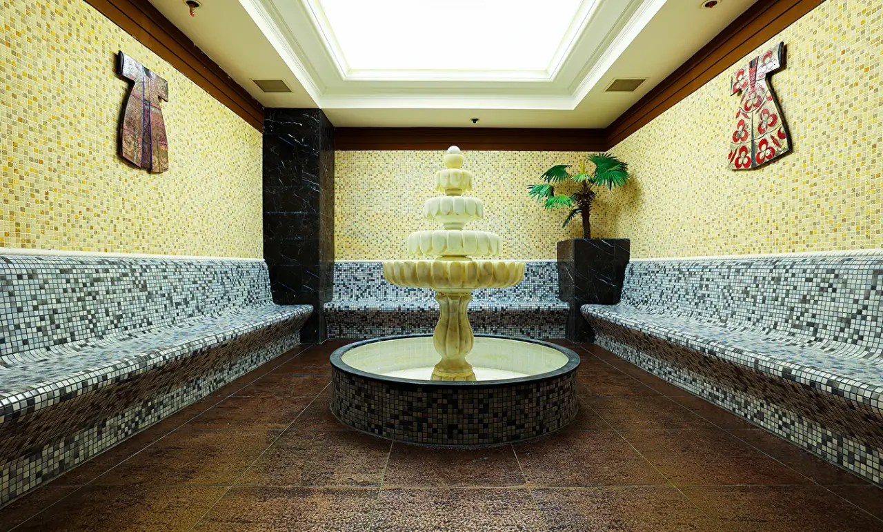 Crystal Aura Beach Resort & SPA
