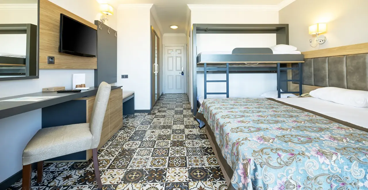 Crystal Aura Beach Resort & SPA