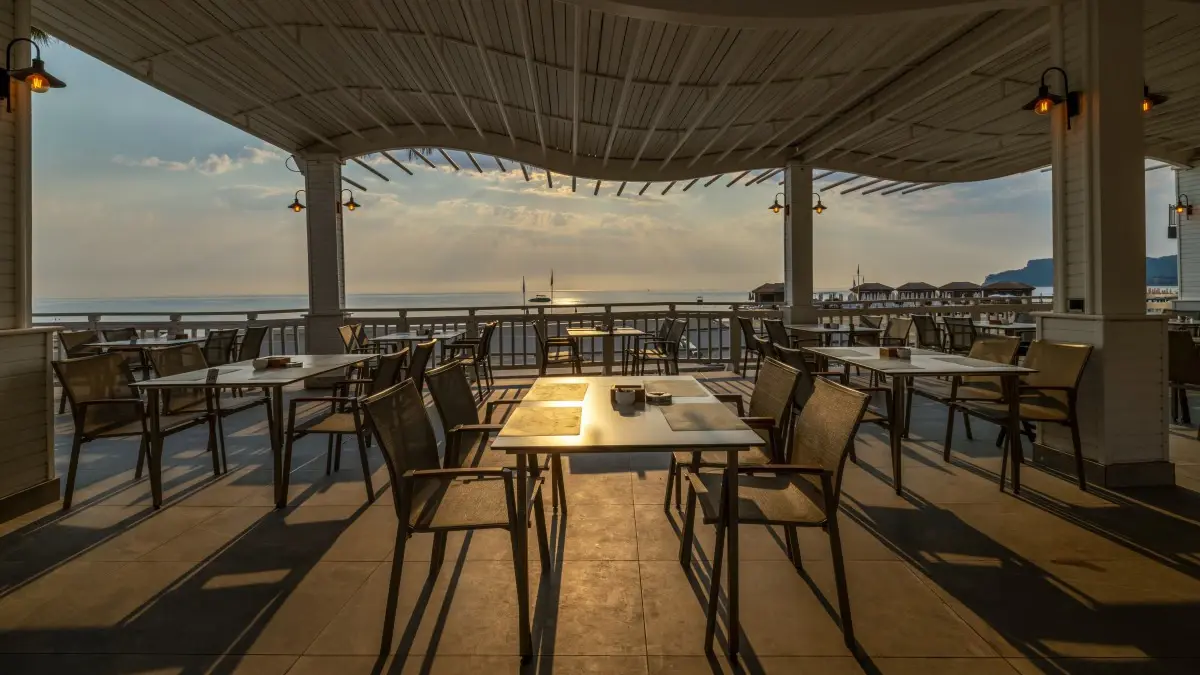 Crystal Aura Beach Resort & SPA