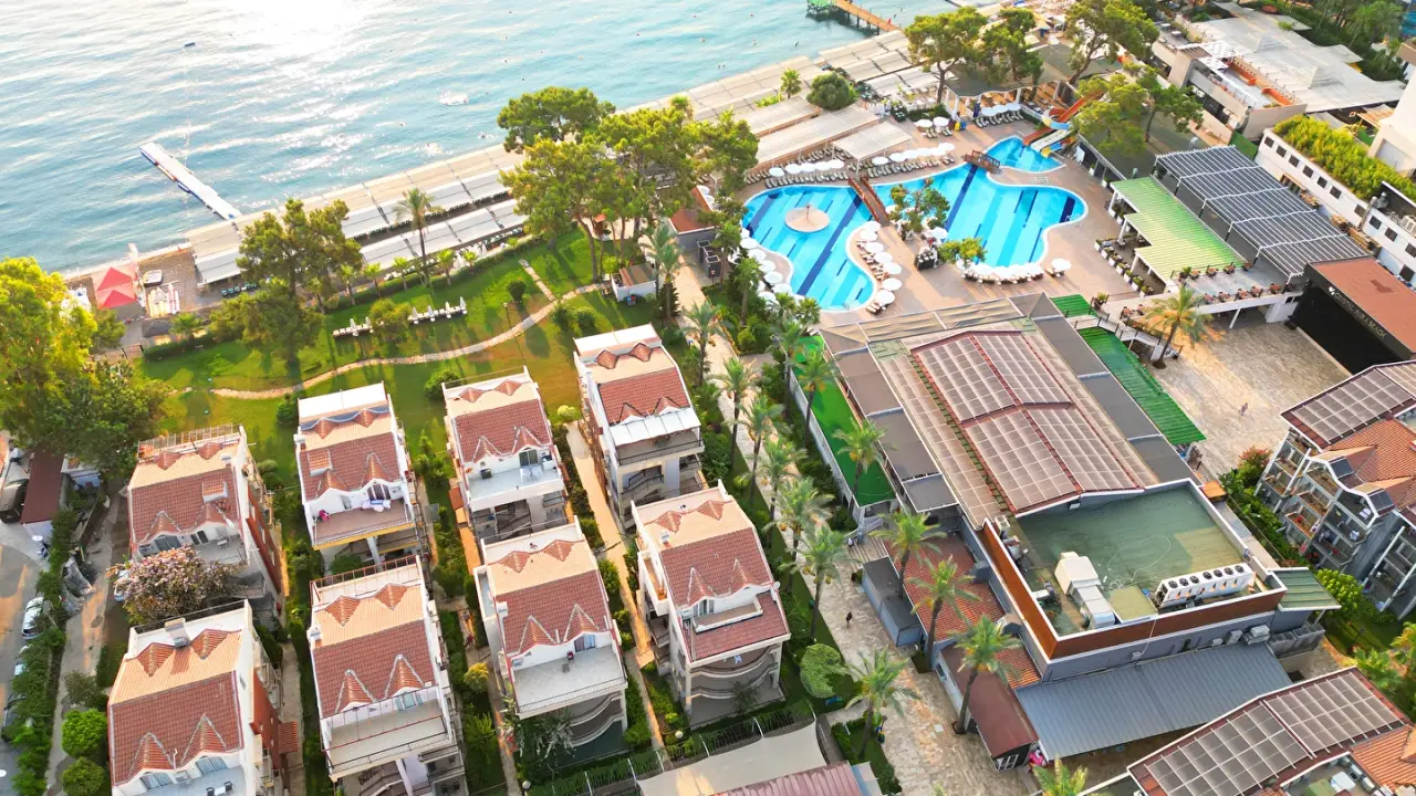 Crystal Aura Beach Resort & SPA