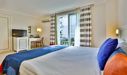 Crystal Boutique Beach Resort