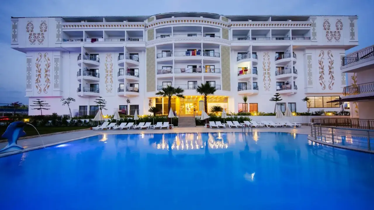 Maya World Park Hotel