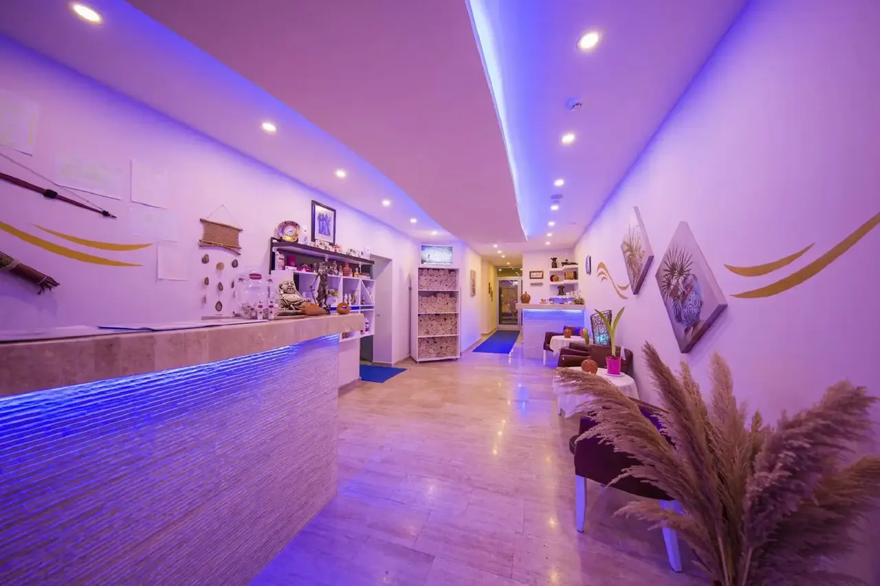 Maya World Park Hotel