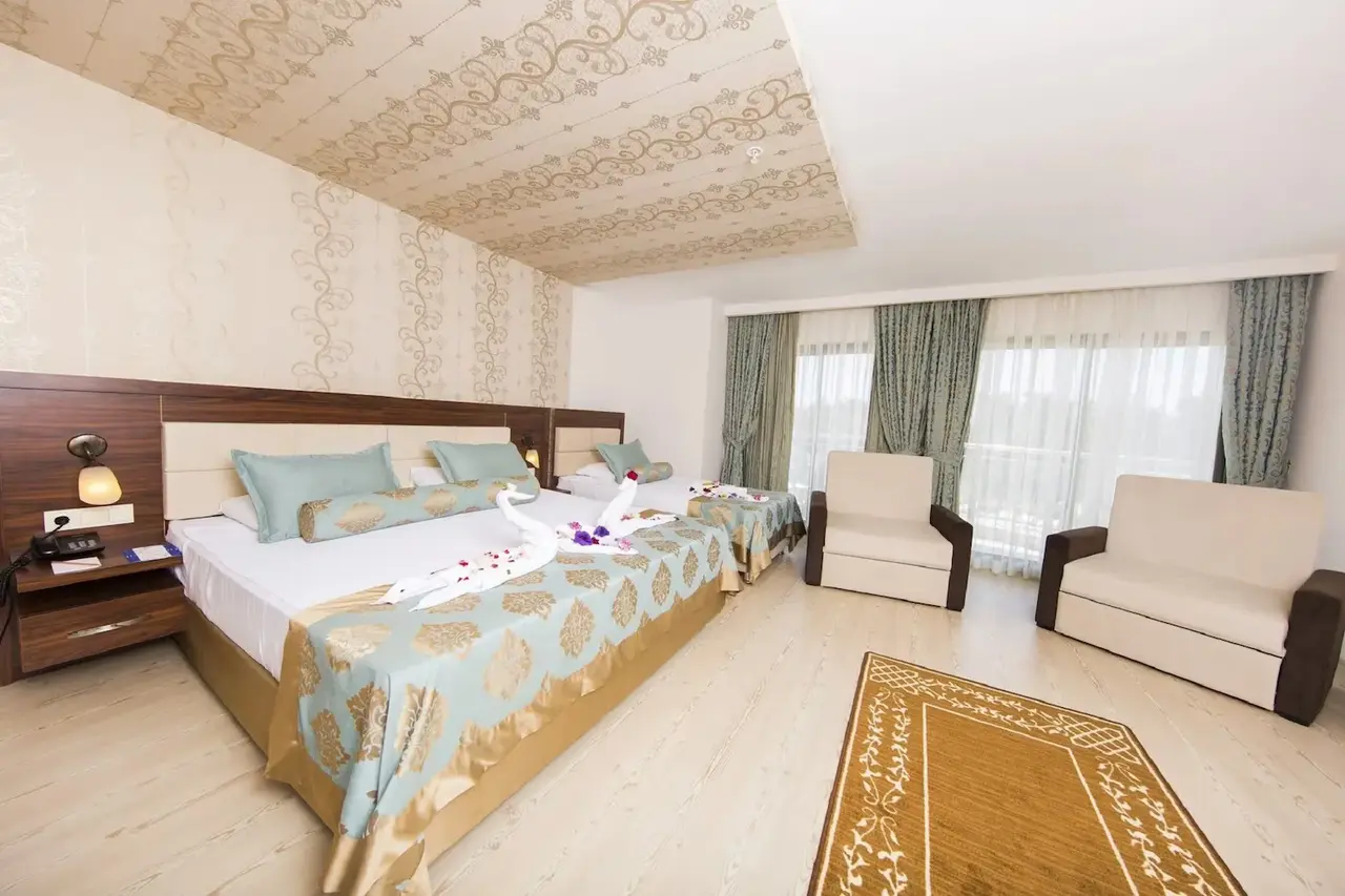 Maya World Park Hotel