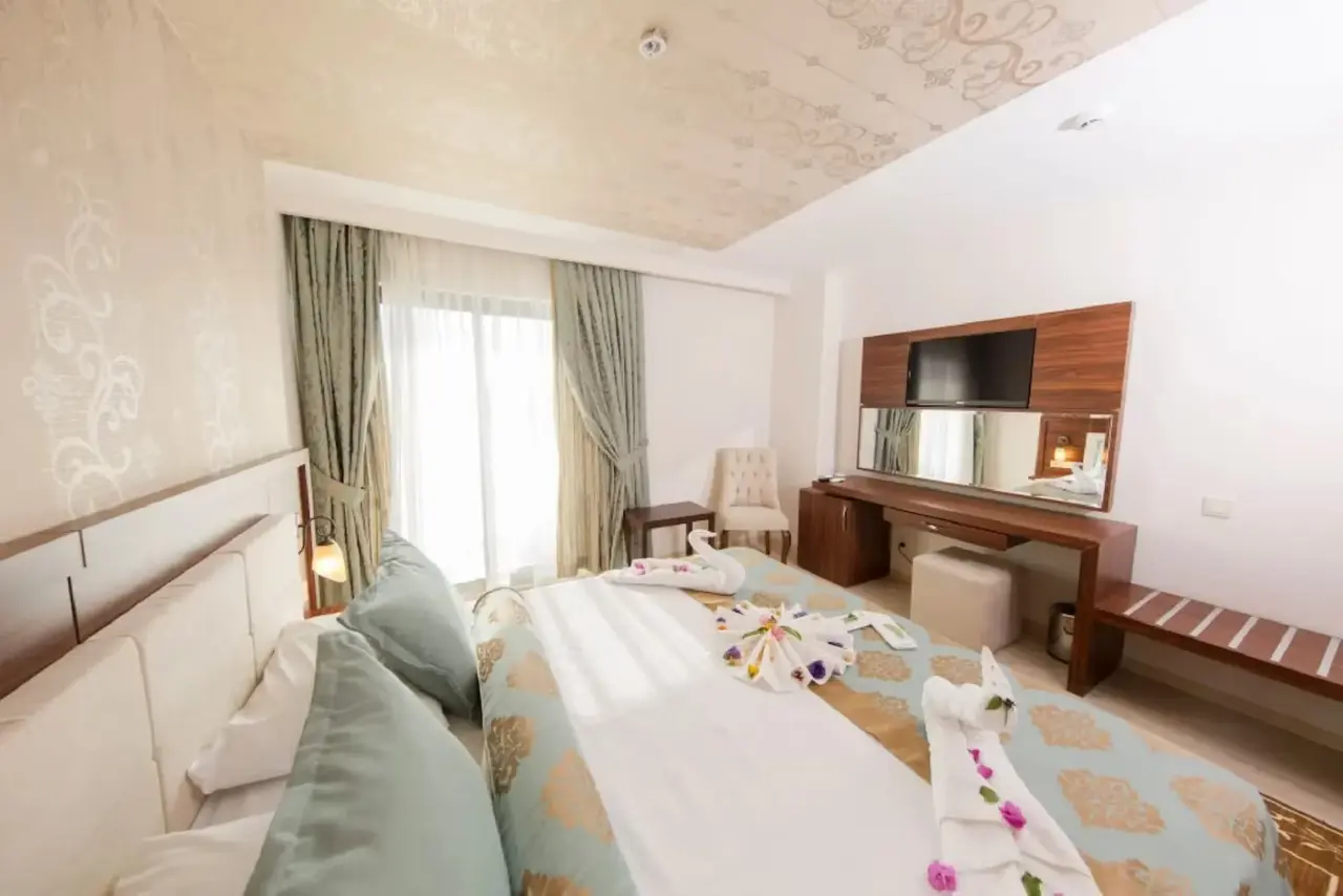 Maya World Park Hotel
