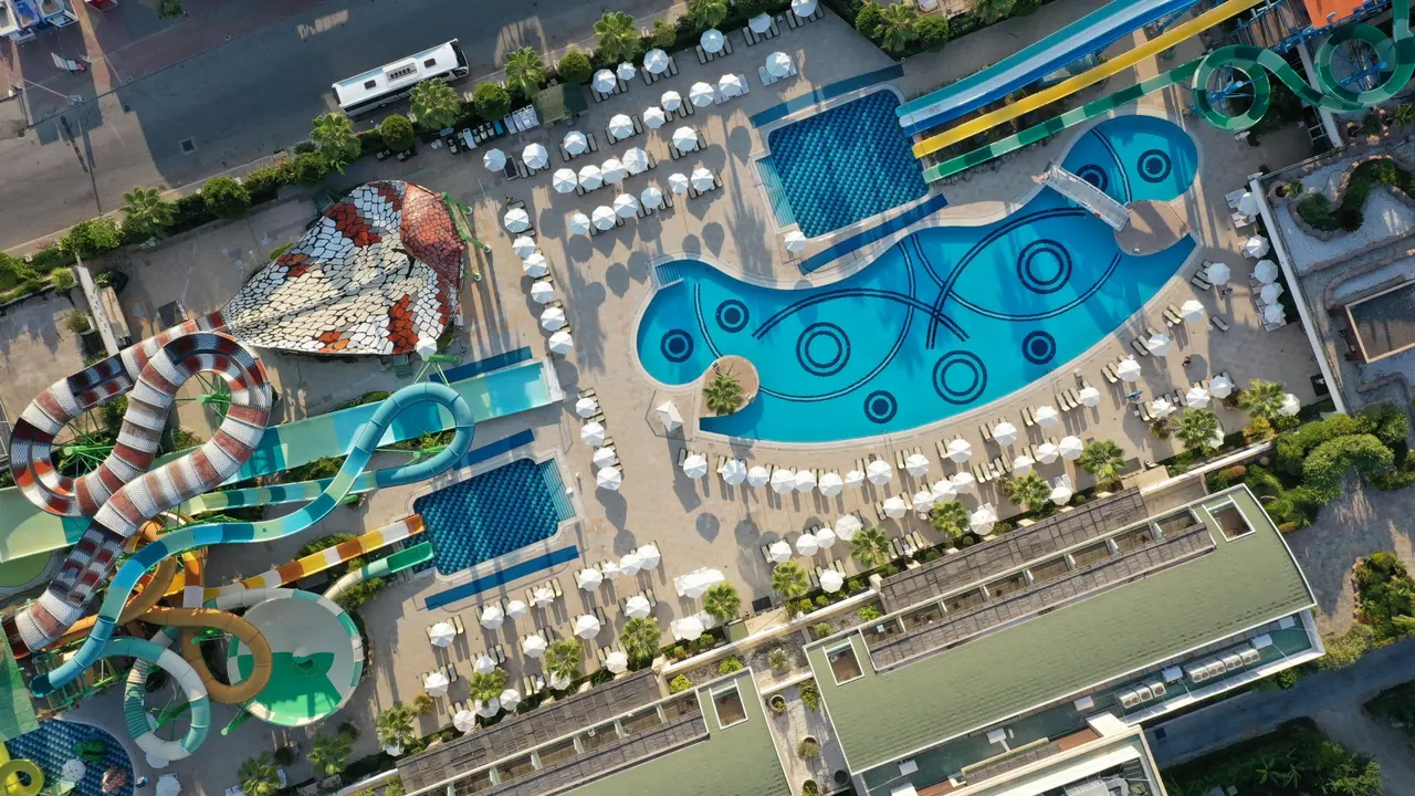 Crystal Waterworld Aqua Collection