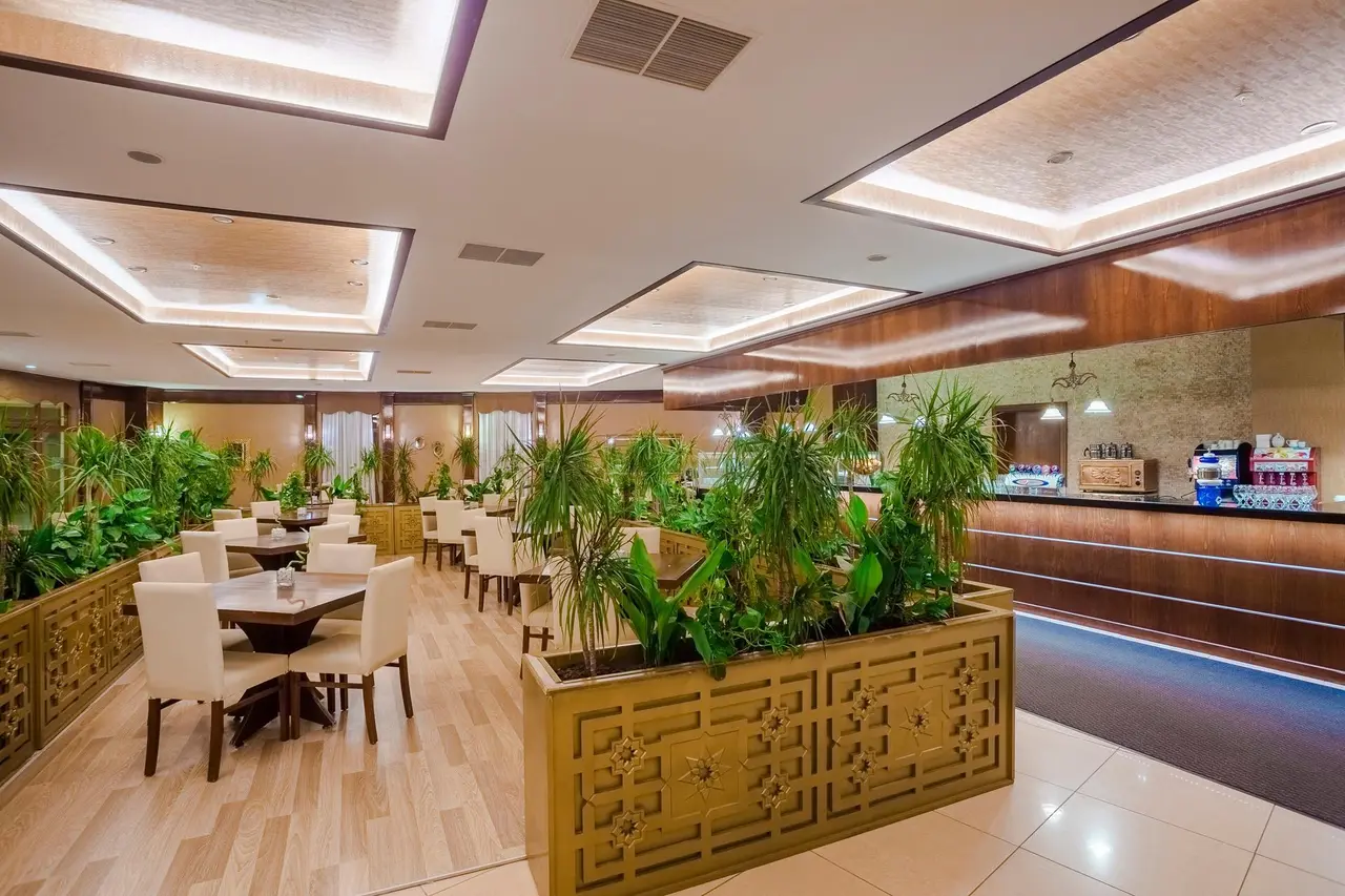Hotel Turan Prince