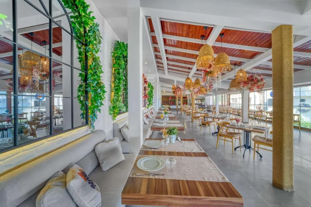 İllusion Beach Club Hotel + 16