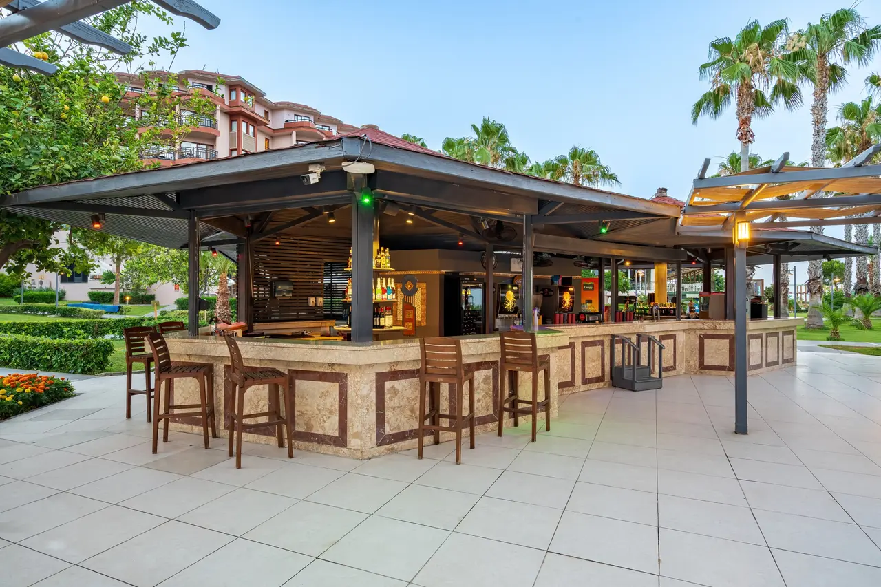 Justiniano Park Conti