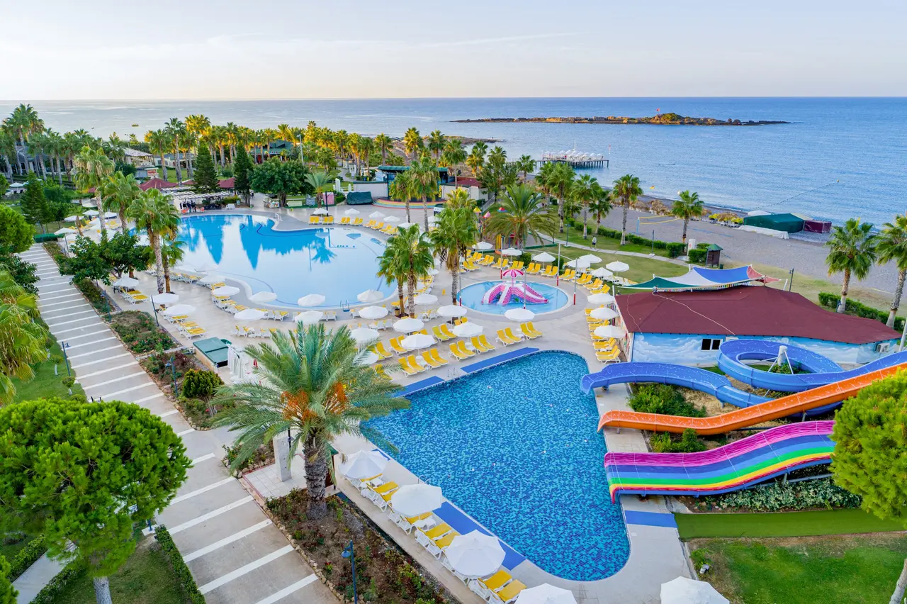 Justiniano Park Conti