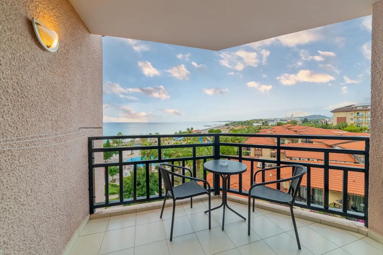 Justiniano Park Conti