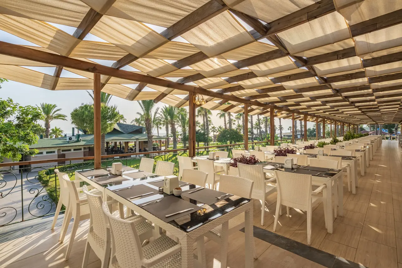 Justiniano Park Conti