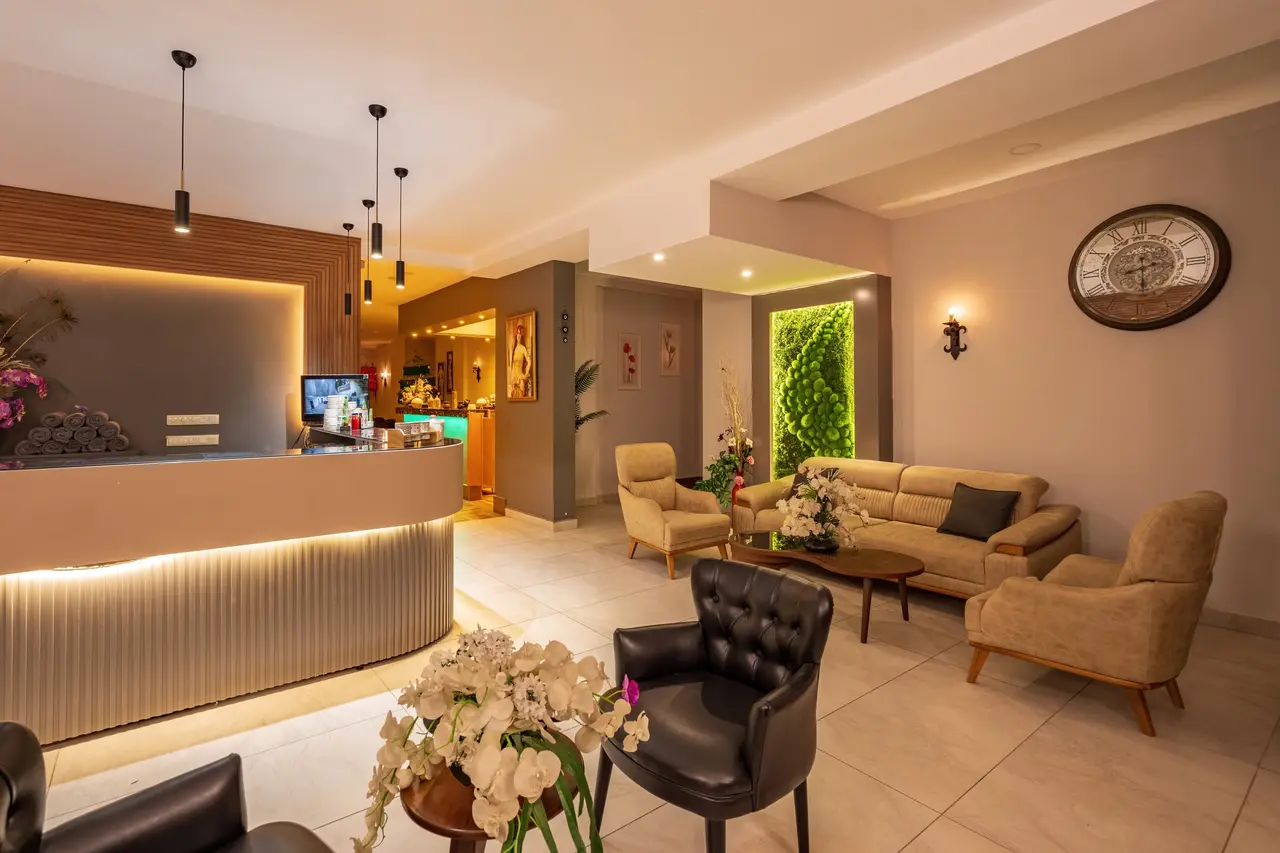 Justiniano Park Conti