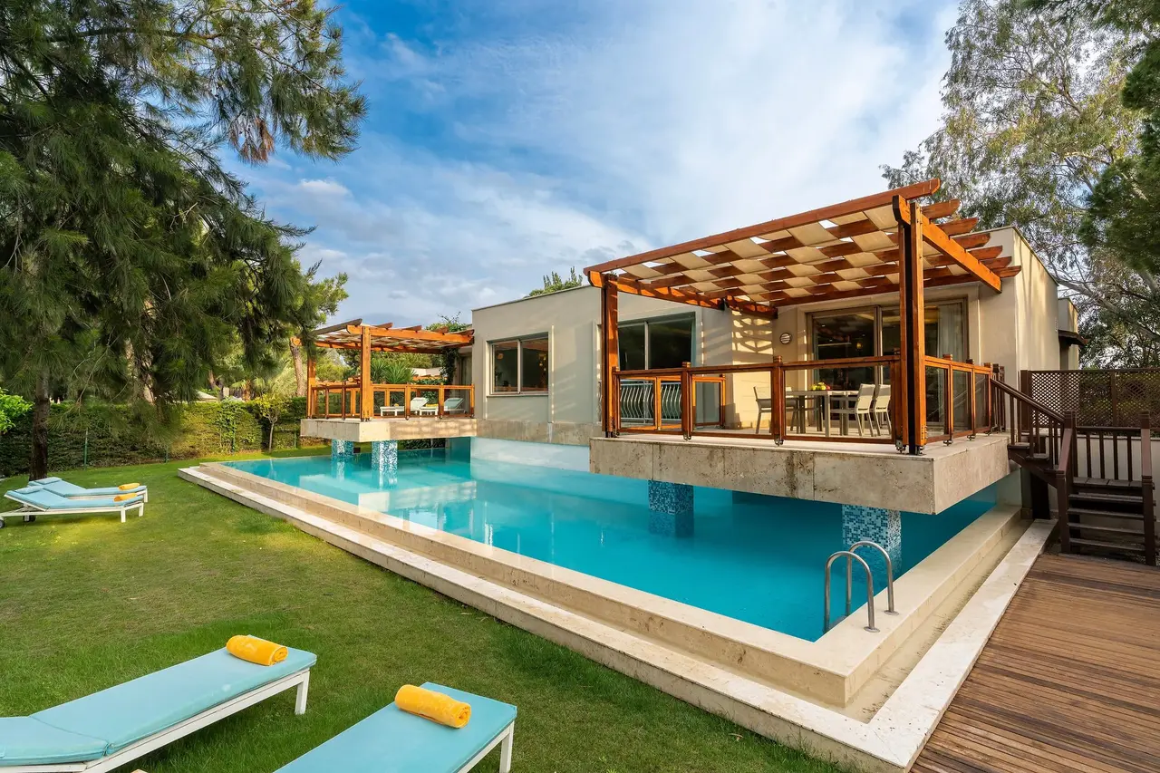 Kaya Palazzo Golf Resort