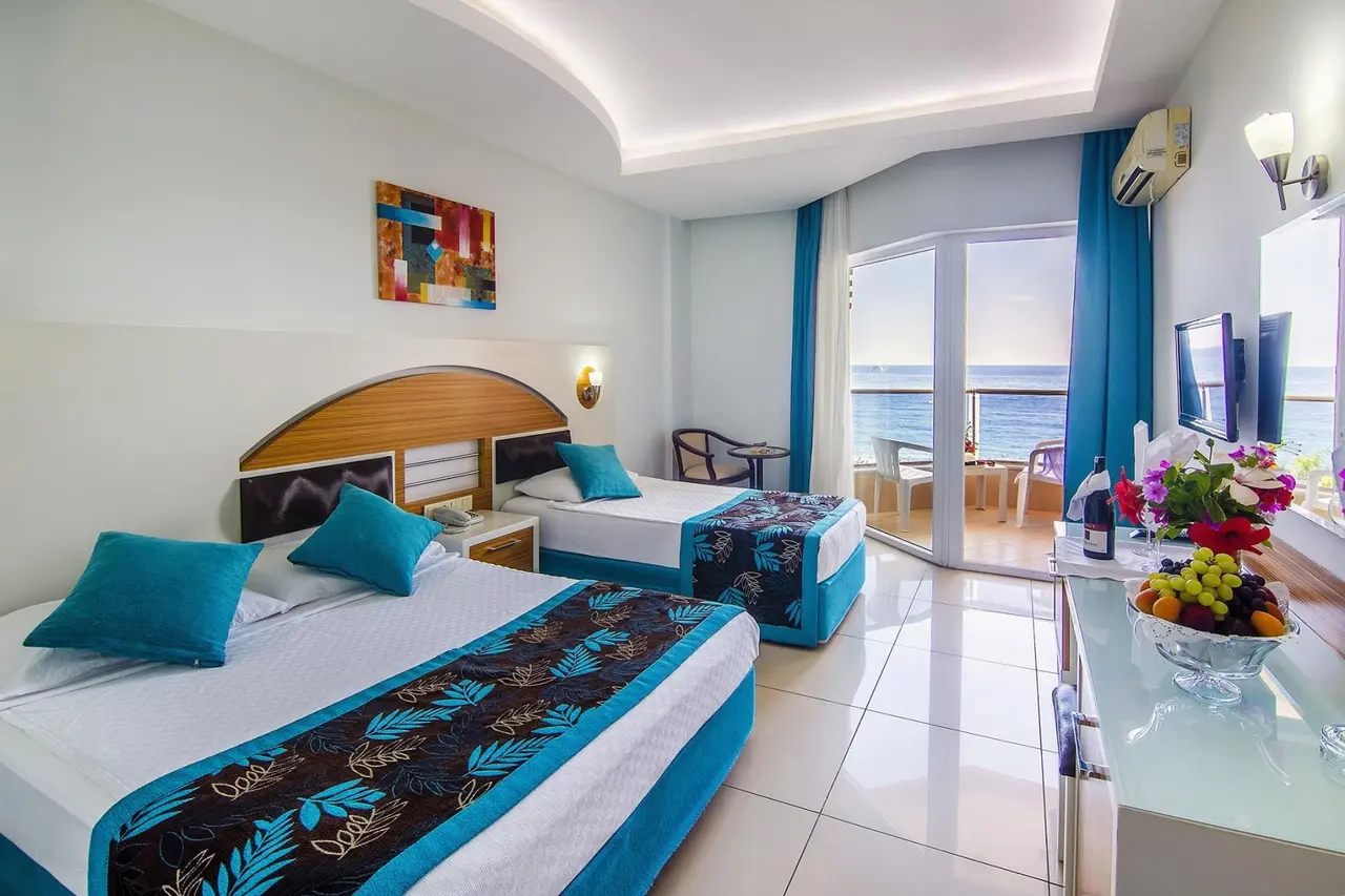 Kleopatra Ada Beach Hotel