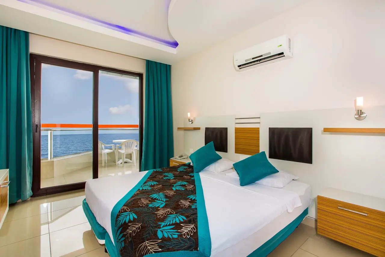Kleopatra Ada Beach Hotel