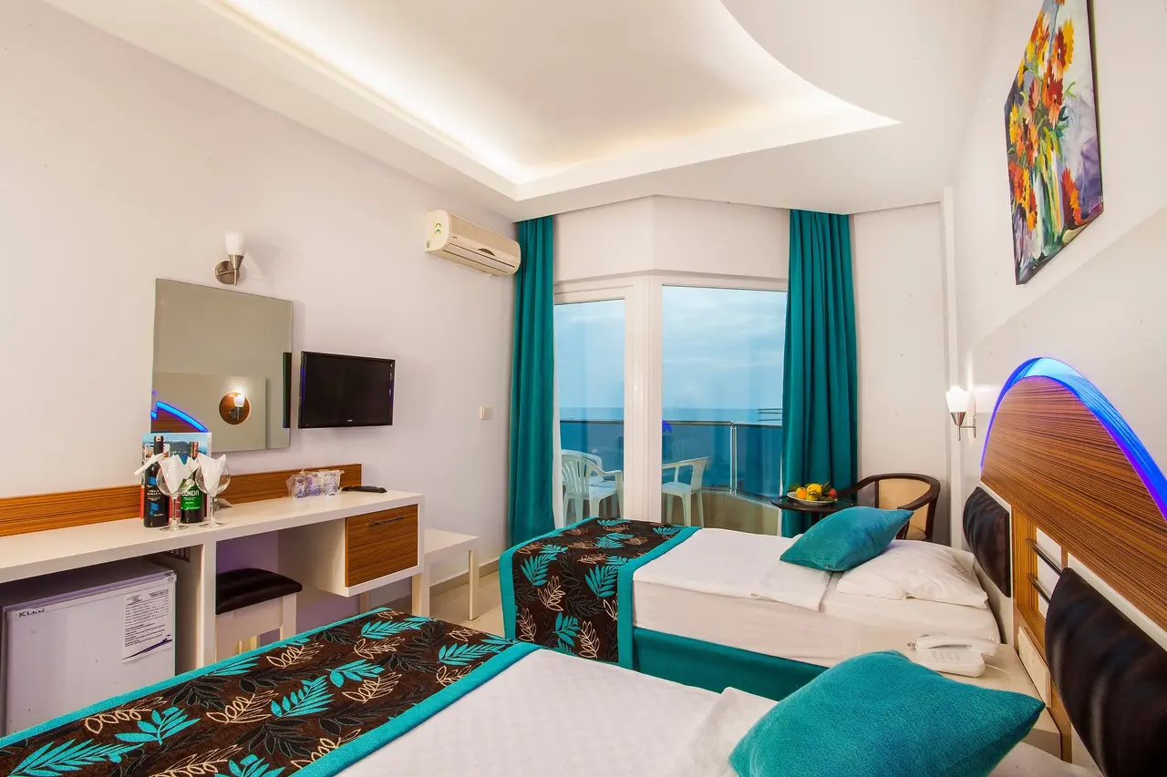 Kleopatra Ada Beach Hotel