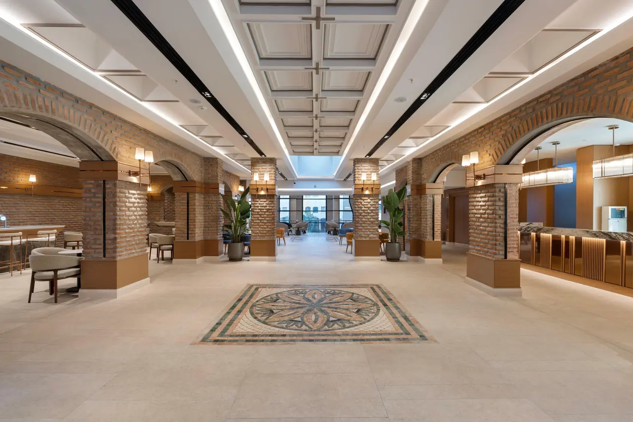 Limak Arcadia Resort Hotel