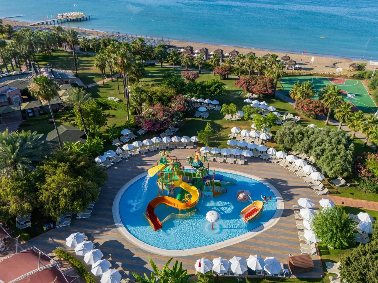Limak Arcadia Resort Hotel