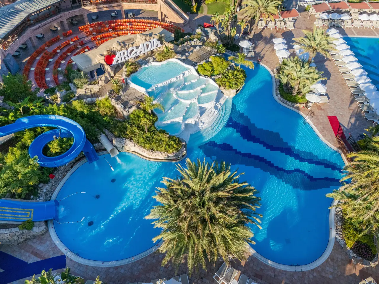 Limak Arcadia Resort Hotel