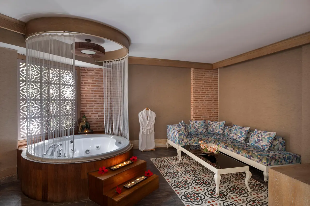 Limak Arcadia Resort Hotel