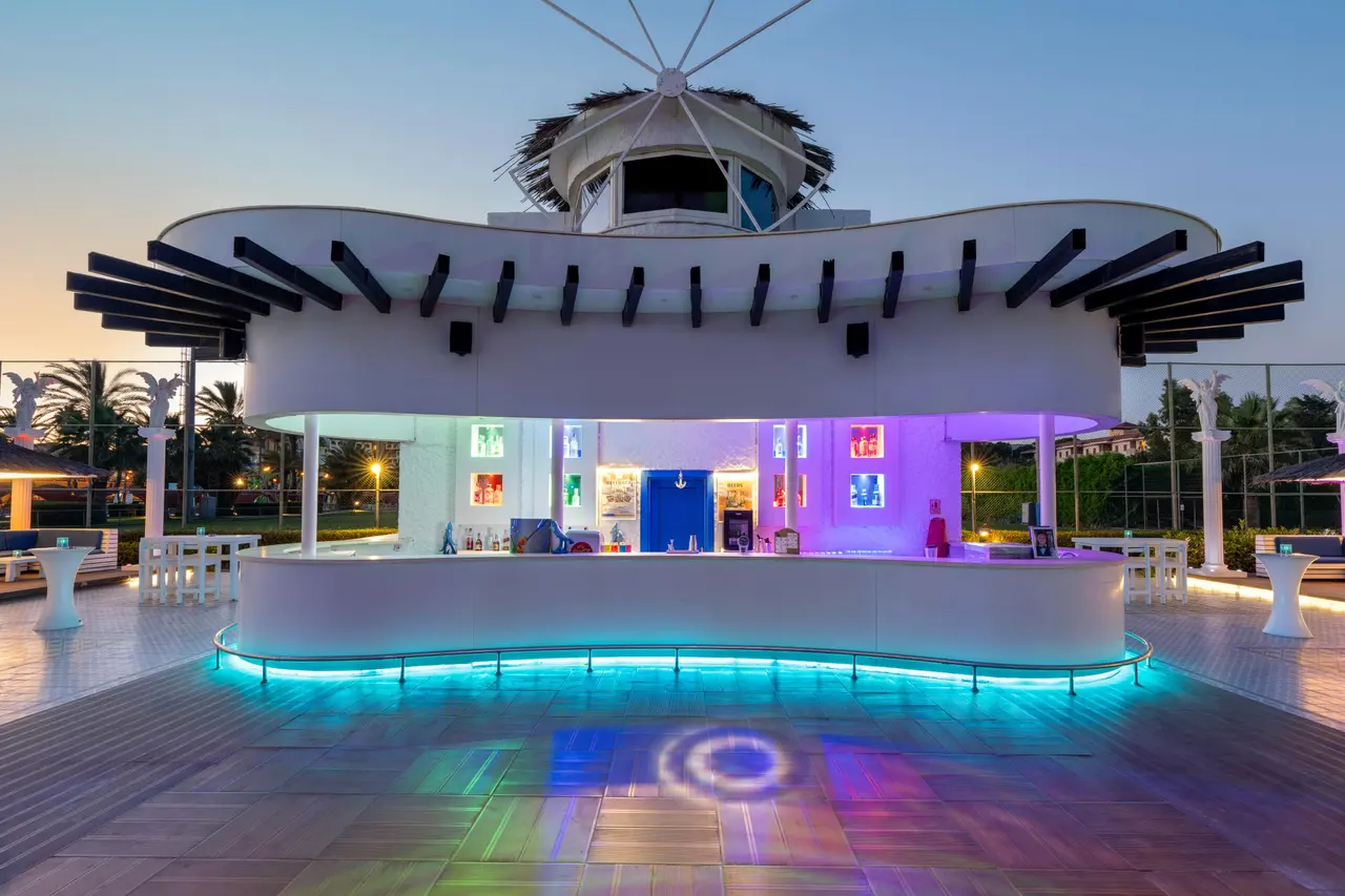 Limak Arcadia Resort Hotel