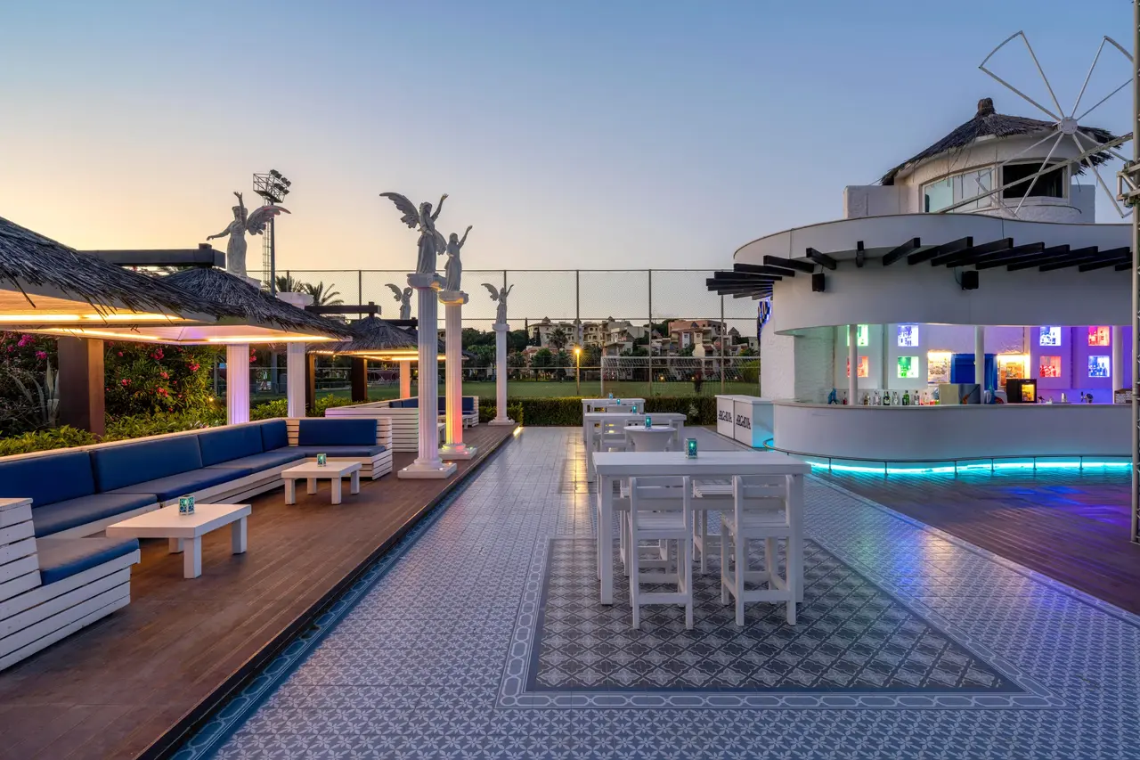 Limak Arcadia Resort Hotel