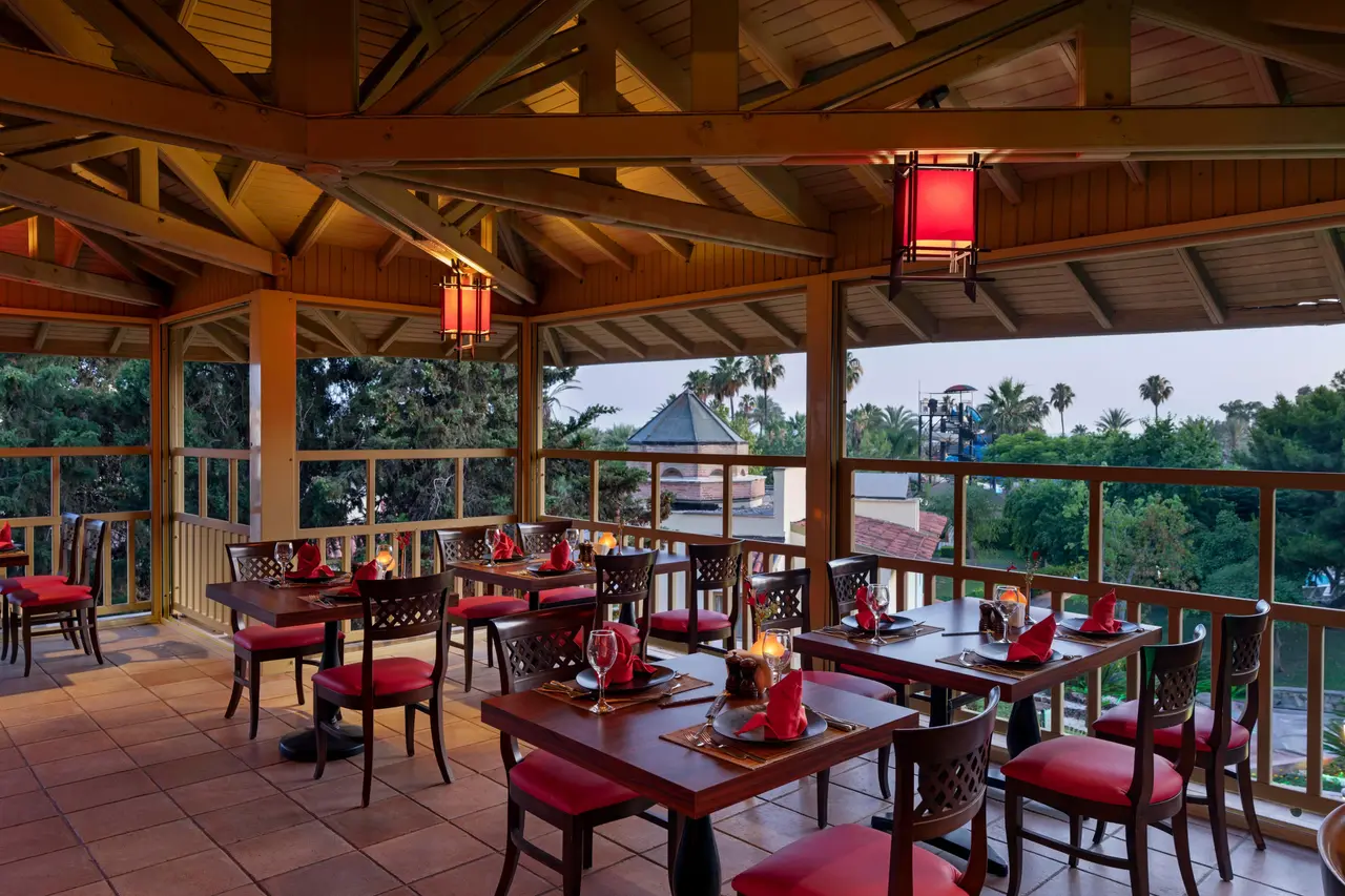 Limak Arcadia Resort Hotel