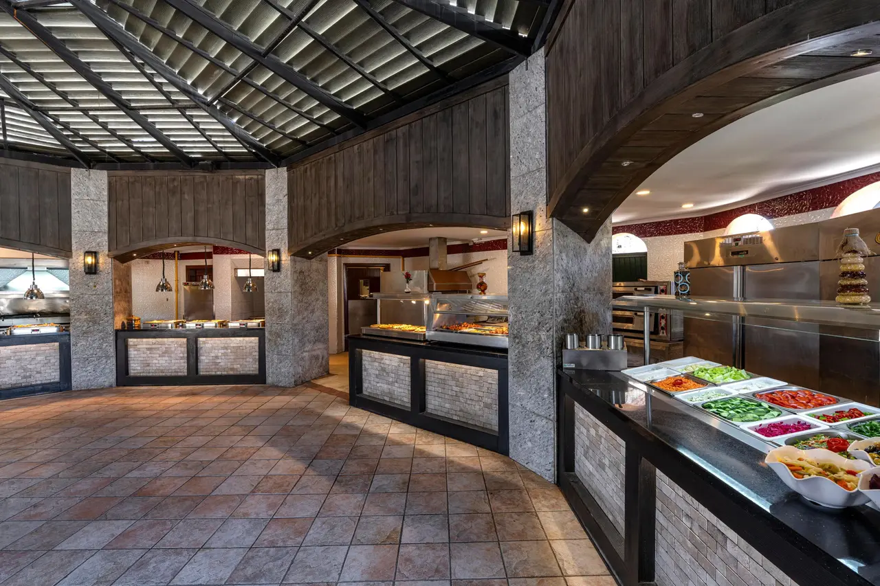 Limak Arcadia Resort Hotel