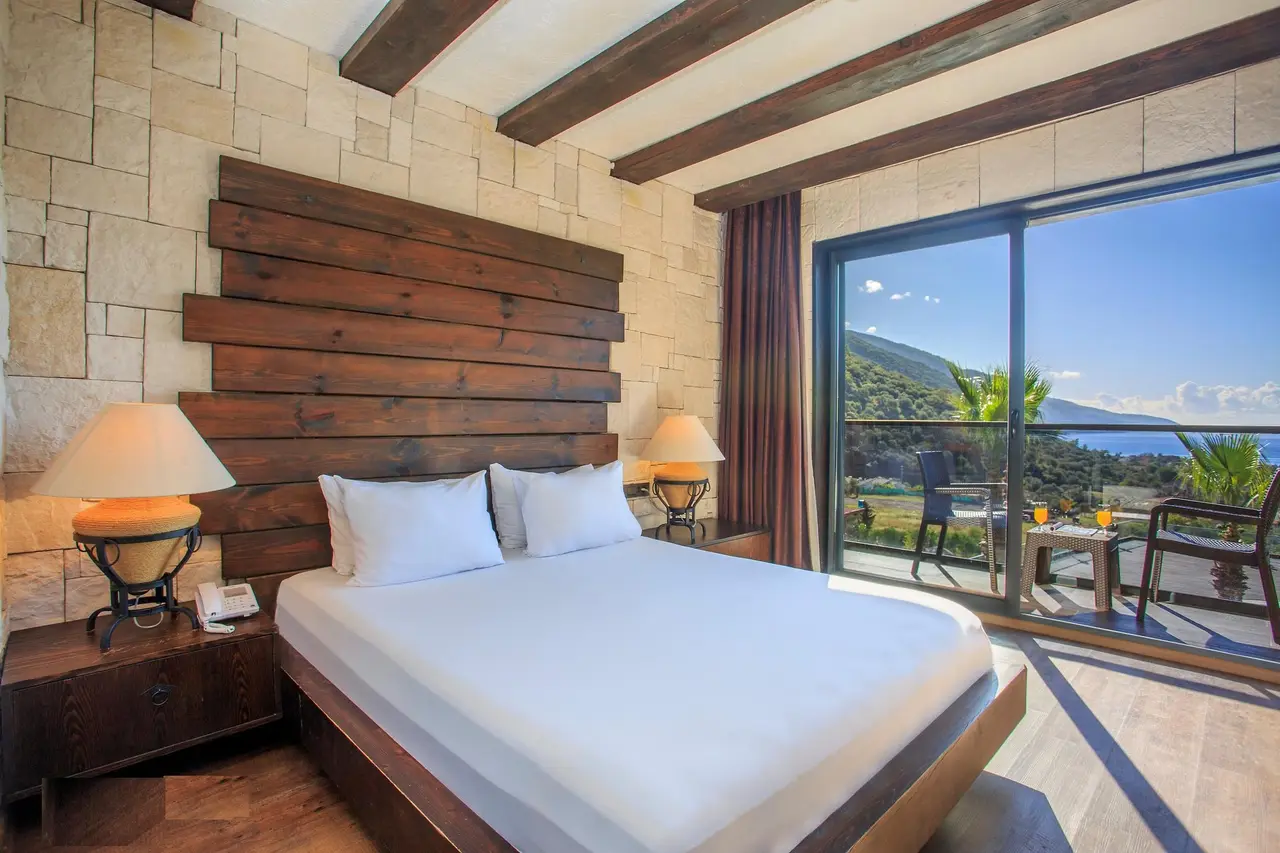 Manaspark Deluxe Hotel