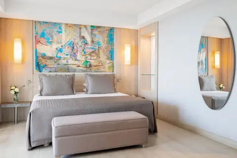 Deluxe Aile Suite Deniz Manzaralı Balkonlu Oda — oda görseli